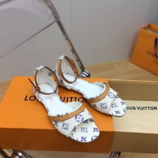 Louis Vuitton Slippers